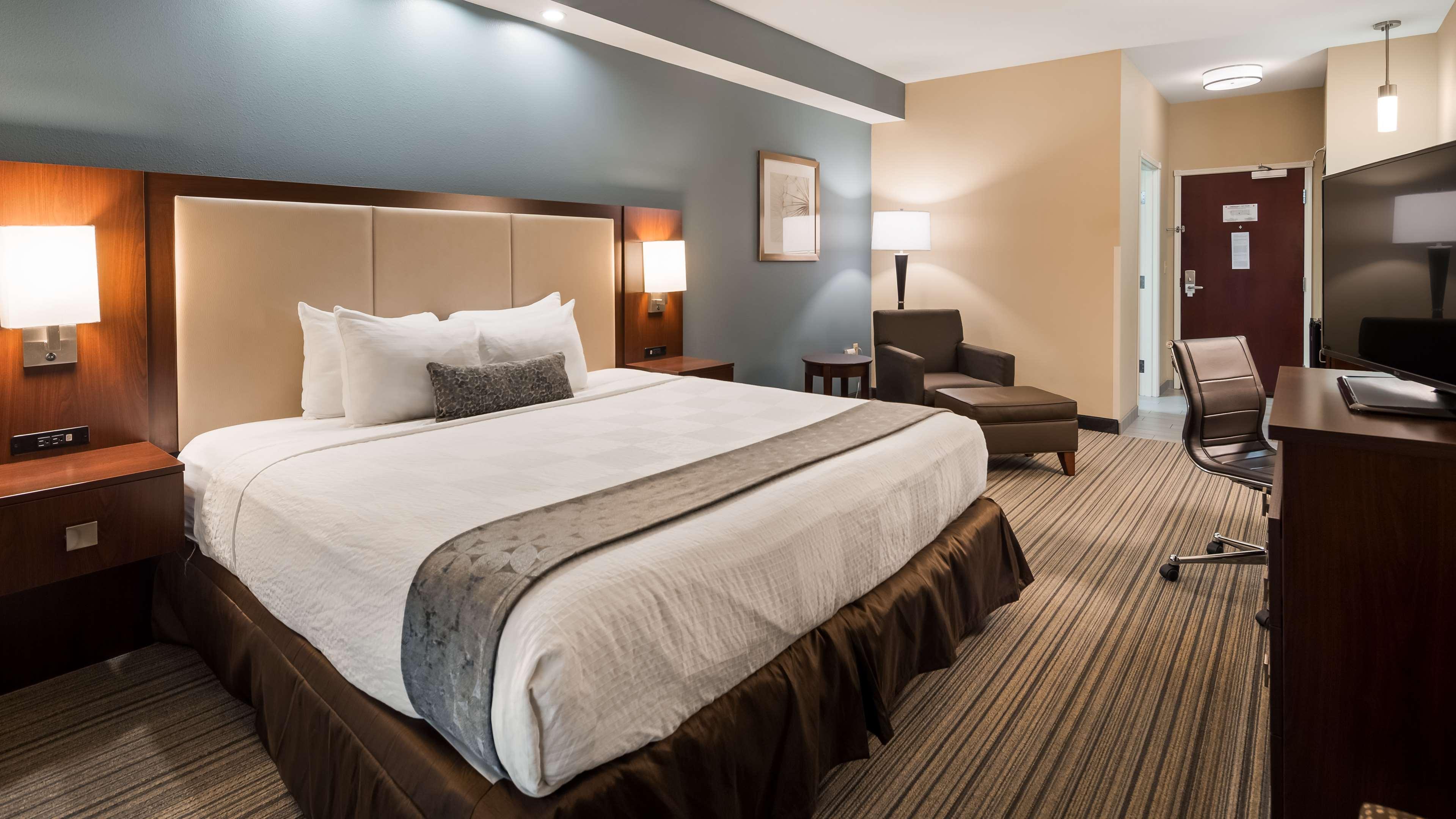 Best Western Plus Boardman Inn & Suites Poland Екстериор снимка