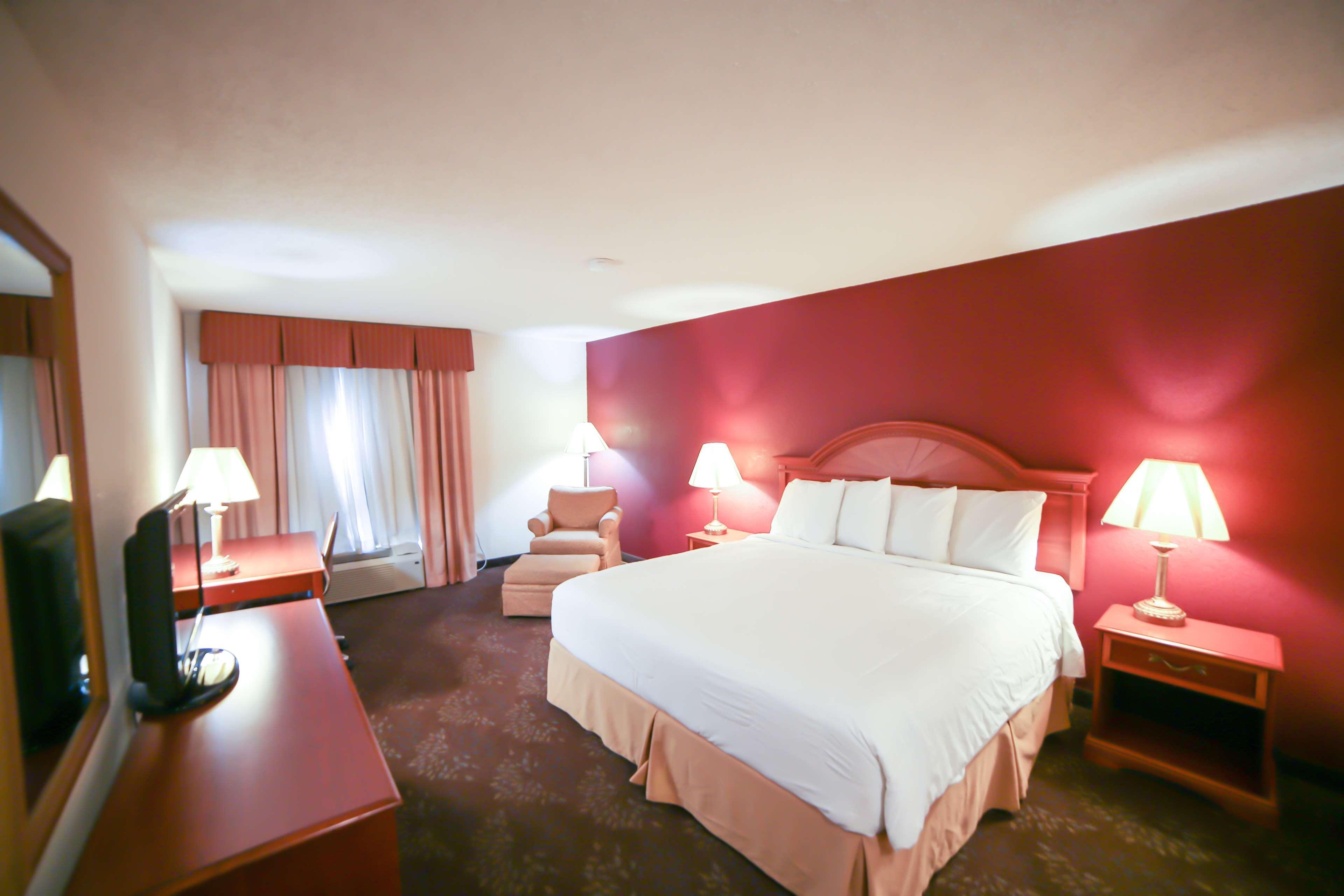 Best Western Plus Boardman Inn & Suites Poland Екстериор снимка