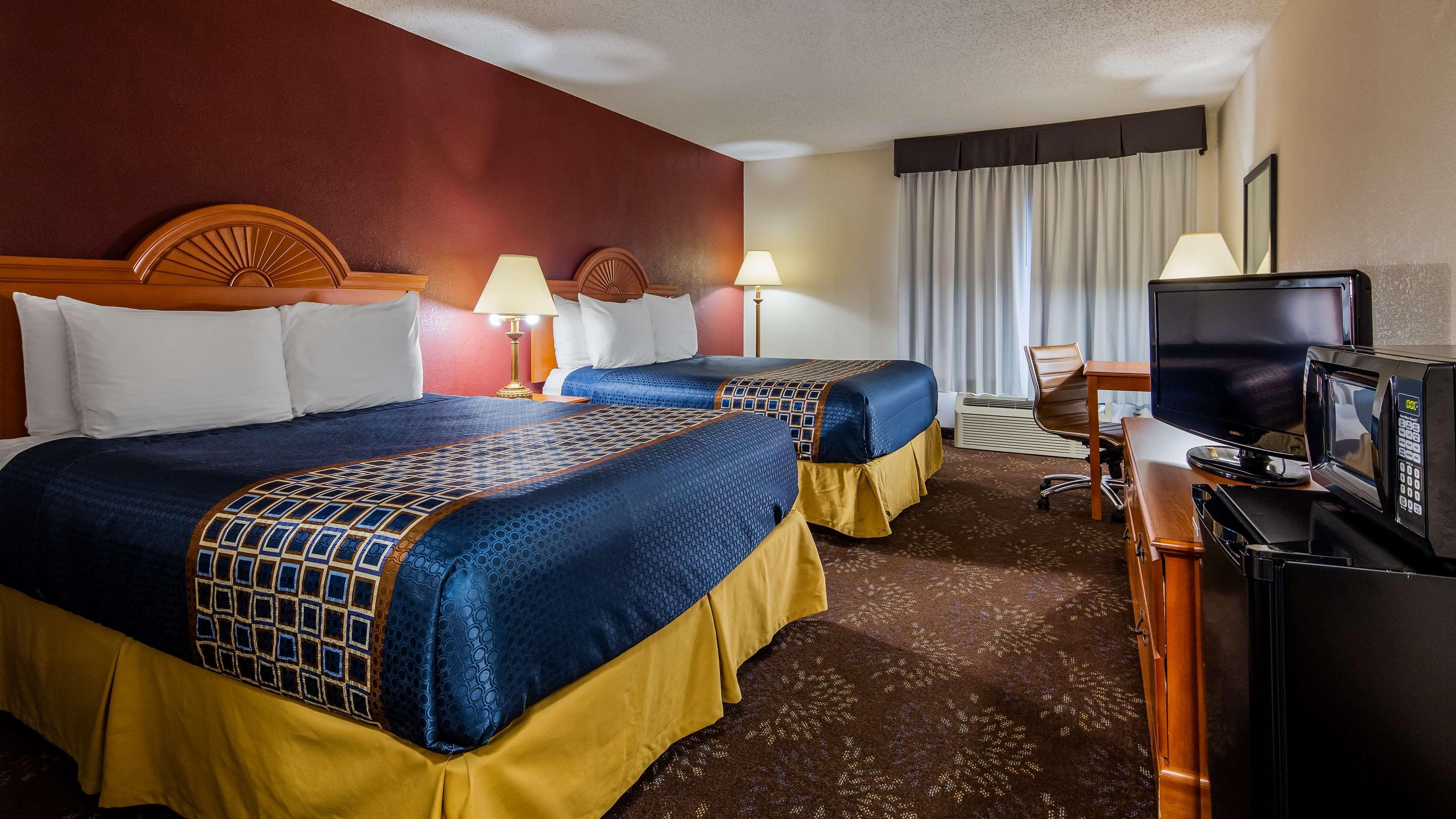 Best Western Plus Boardman Inn & Suites Poland Екстериор снимка