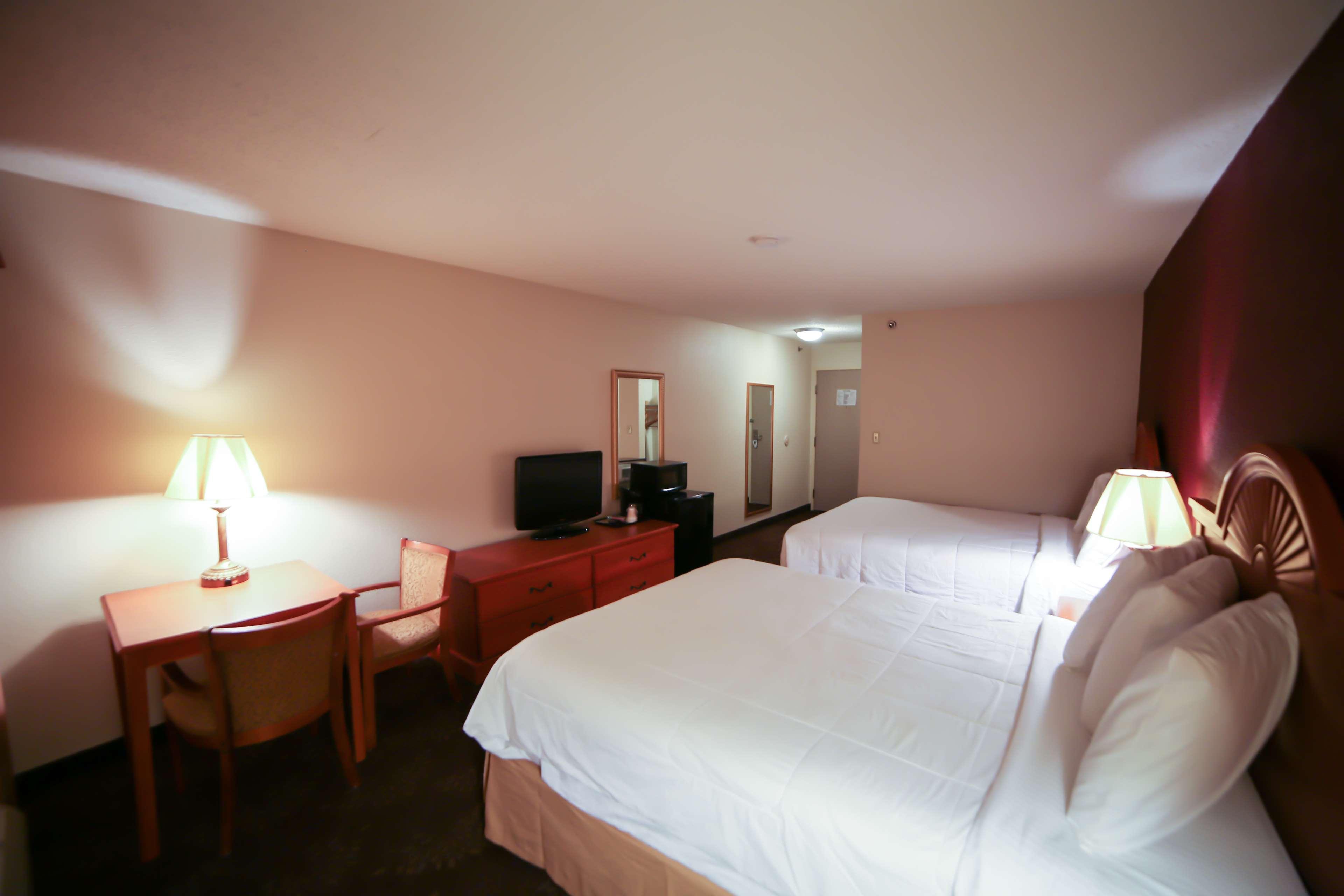 Best Western Plus Boardman Inn & Suites Poland Екстериор снимка