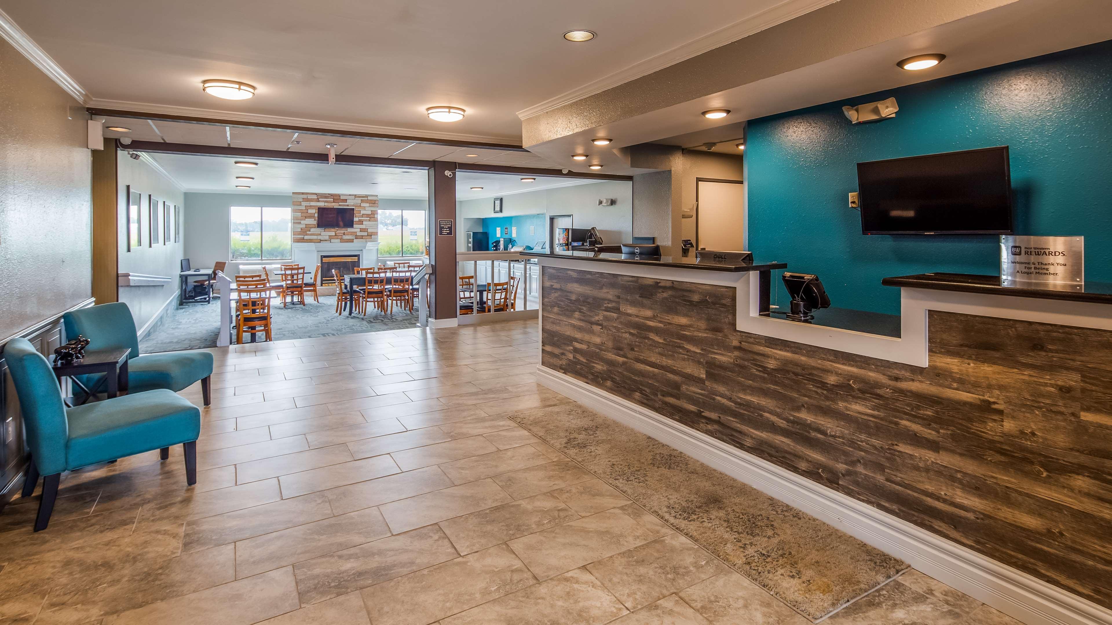 Best Western Plus Boardman Inn & Suites Poland Екстериор снимка