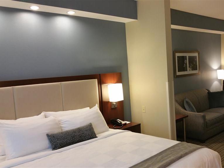 Best Western Plus Boardman Inn & Suites Poland Екстериор снимка