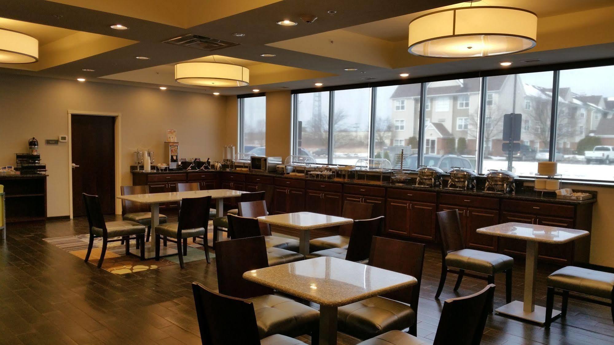 Best Western Plus Boardman Inn & Suites Poland Екстериор снимка