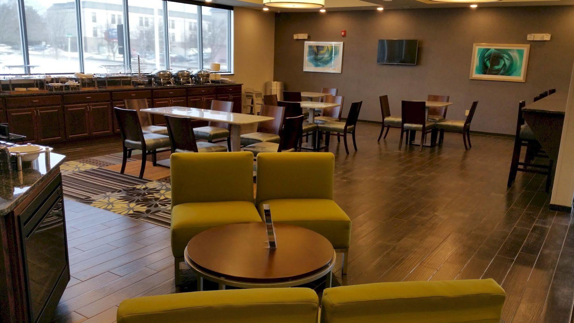 Best Western Plus Boardman Inn & Suites Poland Екстериор снимка